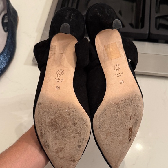 M. Gemi Black Bow Heels - Picture 2 of 3